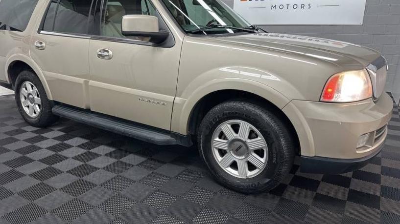 LINCOLN NAVIGATOR 2006 5LMFU28536LJ29148 image