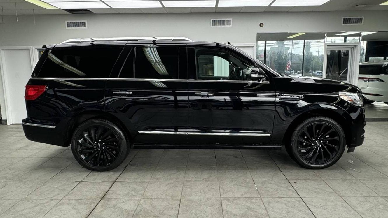 LINCOLN NAVIGATOR 2020 5LMJJ2LT0LEL08000 image