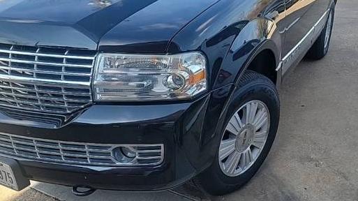 LINCOLN NAVIGATOR 2014 5LMJJ2H56EEL07608 image