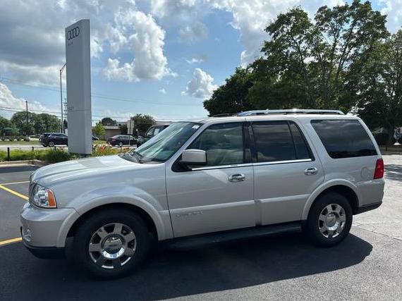 LINCOLN NAVIGATOR 2005 5LMFU28515LJ02786 image