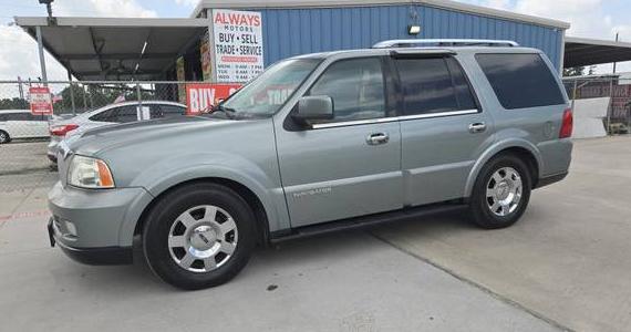 LINCOLN NAVIGATOR 2005 5LMFU27575LJ23661 image LINCOLN NAVIGATOR 2005 5LMFU27575LJ23661 image