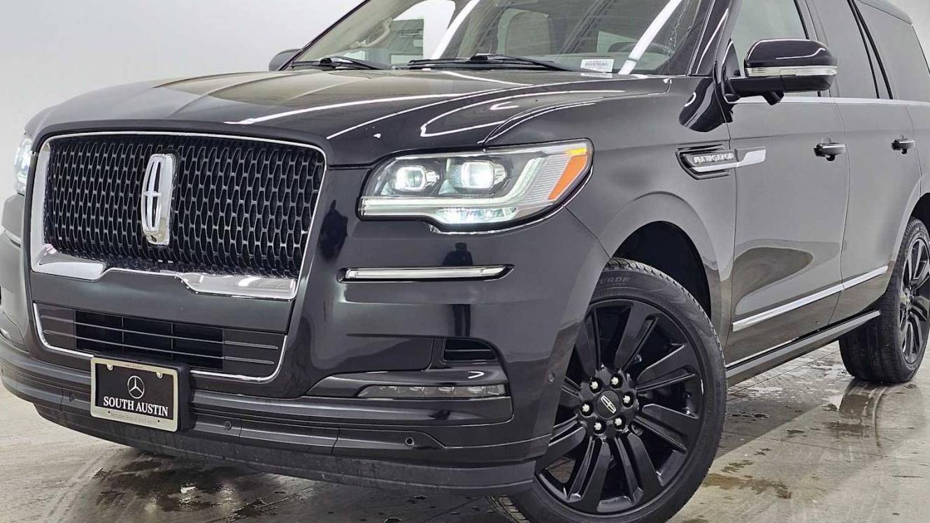 LINCOLN NAVIGATOR 2022 5LMJJ2LT3NEL04851 image