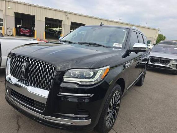 LINCOLN NAVIGATOR 2022 5LMJJ2TT4NEL15549 image
