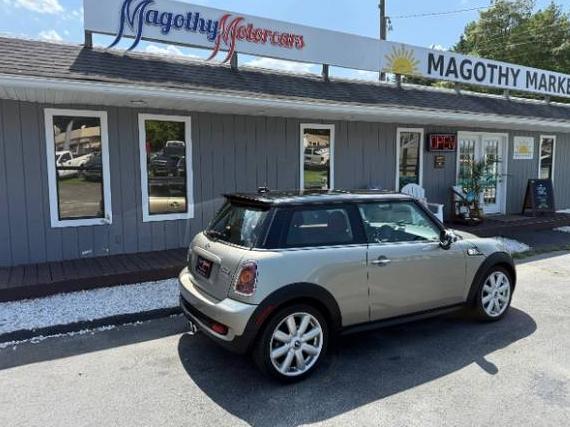 MINI COOPER 2008 WMWMF73558TT89824 image