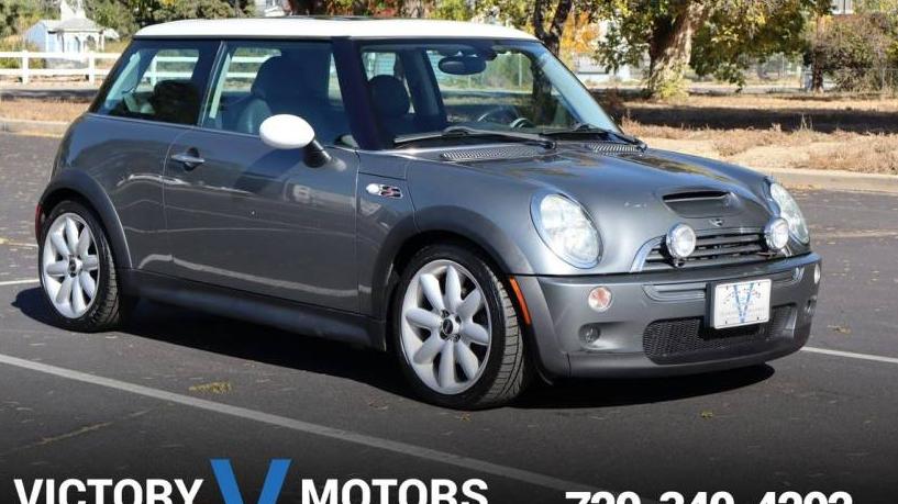 MINI COOPER 2004 WMWRE33404TD78963 image