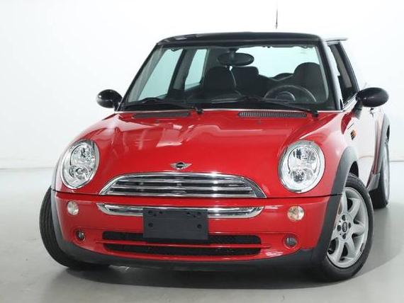 MINI COOPER 2006 WMWRC335X6TK16045 image