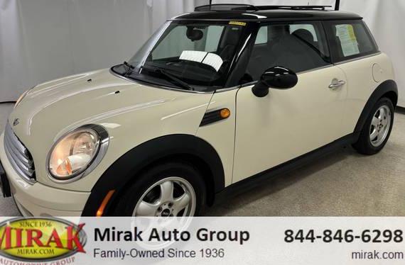 MINI COOPER 2010 WMWMF3C50ATZ65768 image MINI COOPER 2010 WMWMF3C50ATZ65768 image