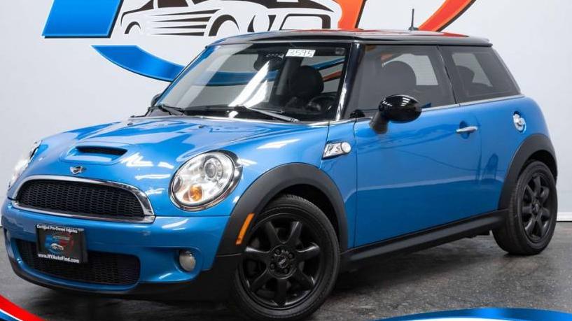 MINI COOPER 2010 WMWMF7C59ATZ73326 image