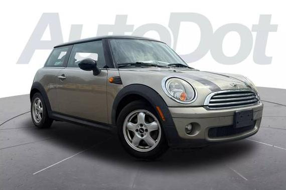 MINI COOPER 2010 WMWMF3C57ATZ65167 image MINI COOPER 2010 WMWMF3C57ATZ65167 image