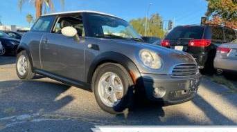 MINI COOPER 2010 WMWMF3C52ATZ27068 image