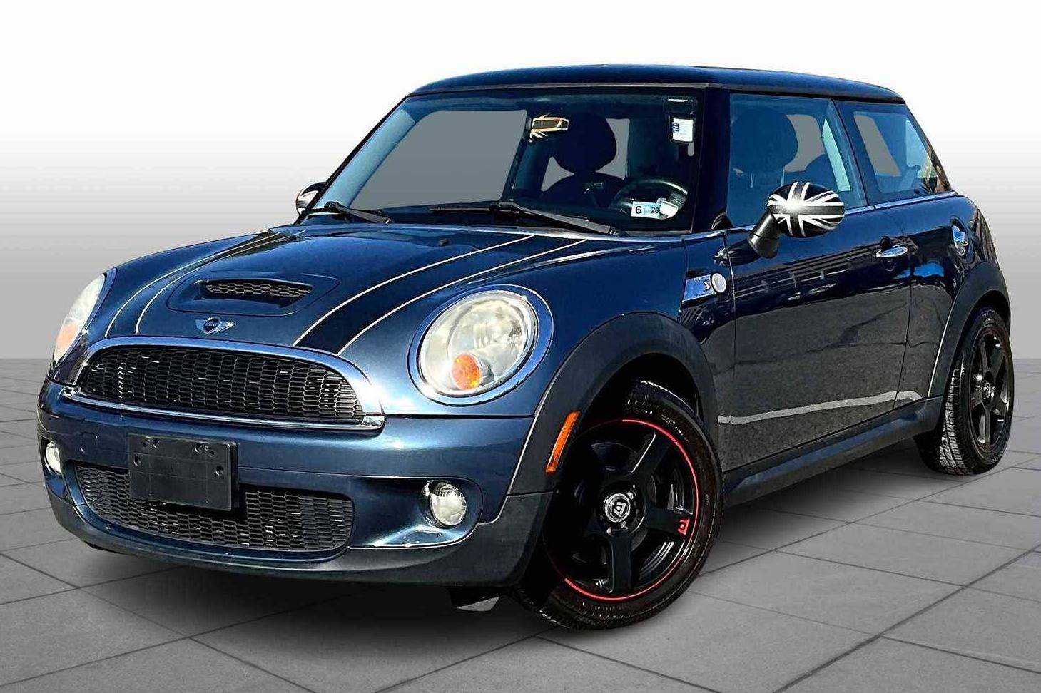 MINI COOPER 2010 WMWMF7C52ATW89391 image