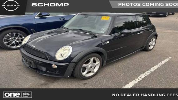 MINI COOPER 2005 WMWRC33405TC57471 image