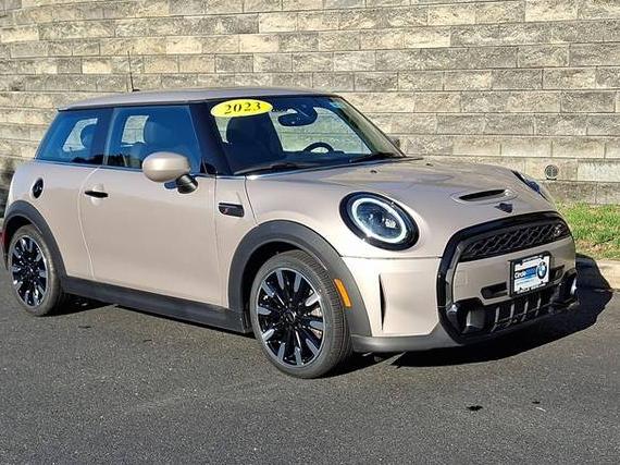 MINI HARDTOP 2023 WMW53DH09P2T37948 image