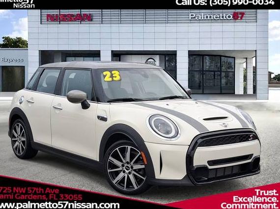 MINI HARDTOP 2023 WMW53DK08P2T39148 image