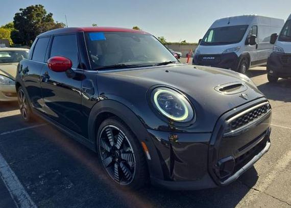 MINI HARDTOP 2023 WMW53DK01P2S76393 image