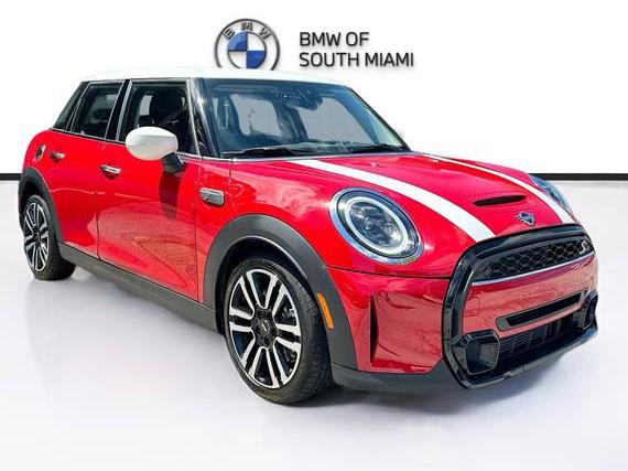 MINI HARDTOP 2023 WMW53DK01P2T50251 image