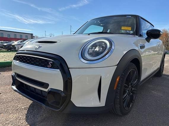 MINI HARDTOP 2023 WMW53DH01P2S93329 image