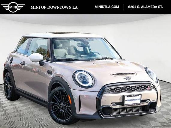 MINI HARDTOP 2023 WMW53DH09P2T33544 image