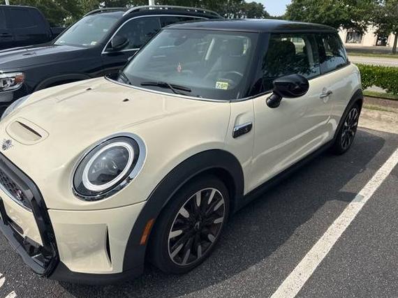 MINI HARDTOP 2023 WMW53DH0XP2S89215 image
