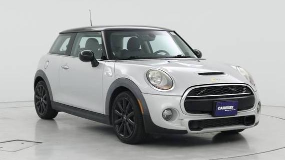 MINI HARDTOP 2016 WMWXP7C54G2A43720 image