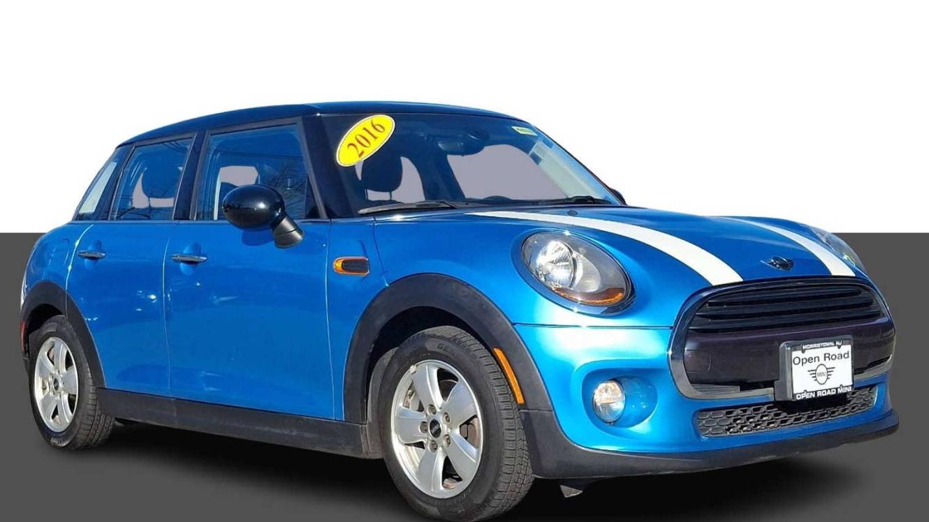 MINI HARDTOP 2016 WMWXU1C56G2D10491 image