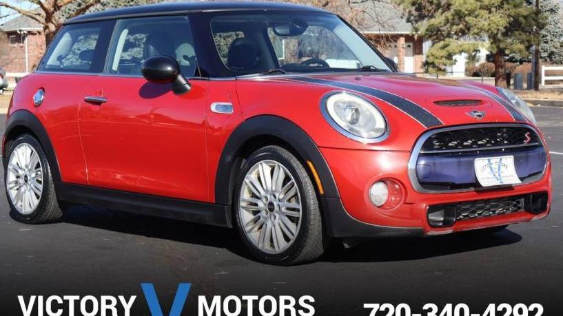 MINI HARDTOP 2016 WMWXP7C50G3B49625 image