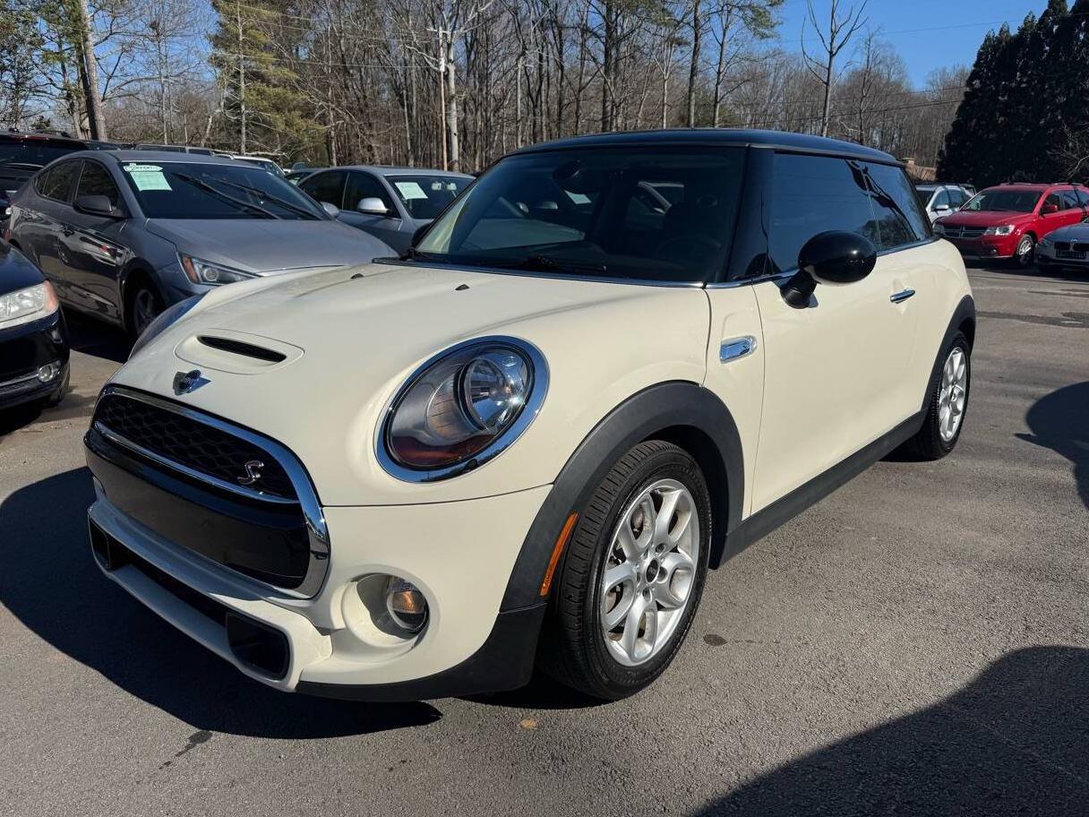 MINI HARDTOP 2016 WMWXP7C52G2A44171 image