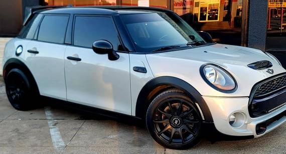 MINI HARDTOP 2016 WMWXU3C56G2B66856 image MINI HARDTOP 2016 WMWXU3C56G2B66856 image