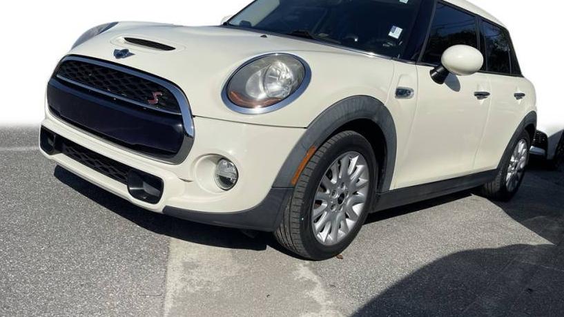 MINI HARDTOP 2016 WMWXU3C56G2D29232 image