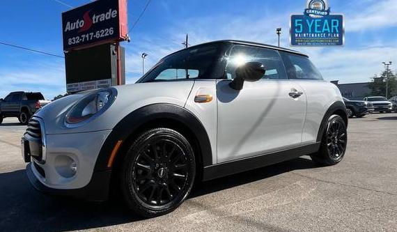 MINI HARDTOP 2016 WMWXP5C56G3B14835 image MINI HARDTOP 2016 WMWXP5C56G3B14835 image