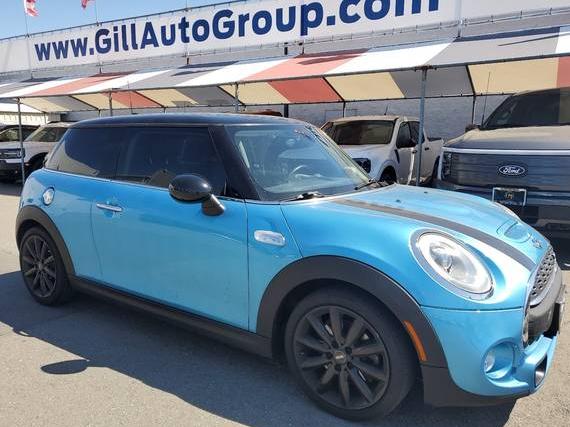 MINI HARDTOP 2016 WMWXP7C5XG2C61032 image