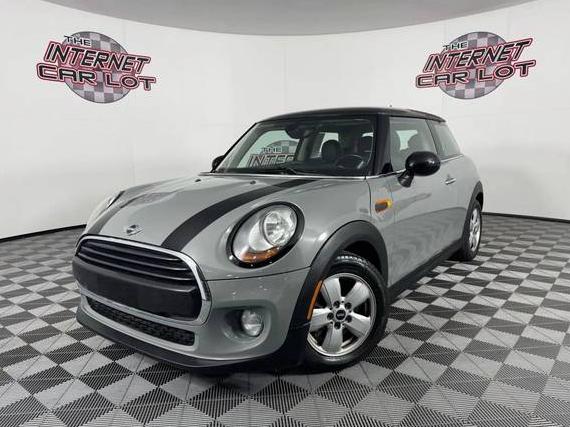 MINI HARDTOP 2016 WMWXP5C57G2D13866 image MINI HARDTOP 2016 WMWXP5C57G2D13866 image