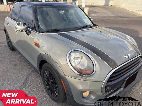 MINI HARDTOP 2016 WMWXU1C56G2D08580 image