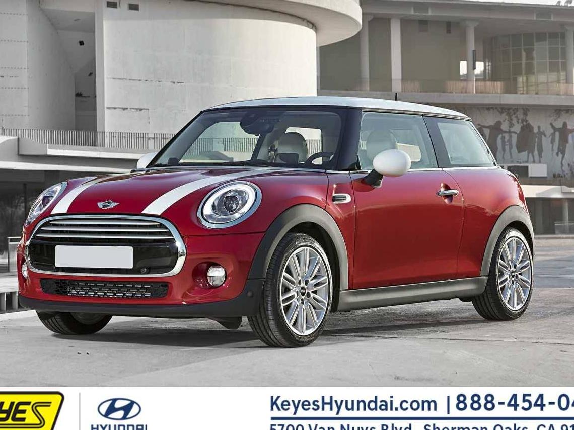 MINI HARDTOP 2016 WMWXP5C53G3B76886 image