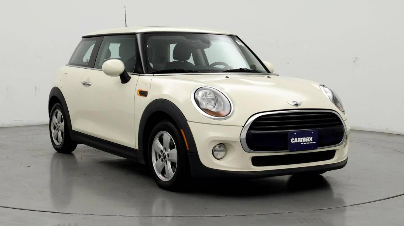 MINI HARDTOP 2016 WMWXP5C51G3B14175 image