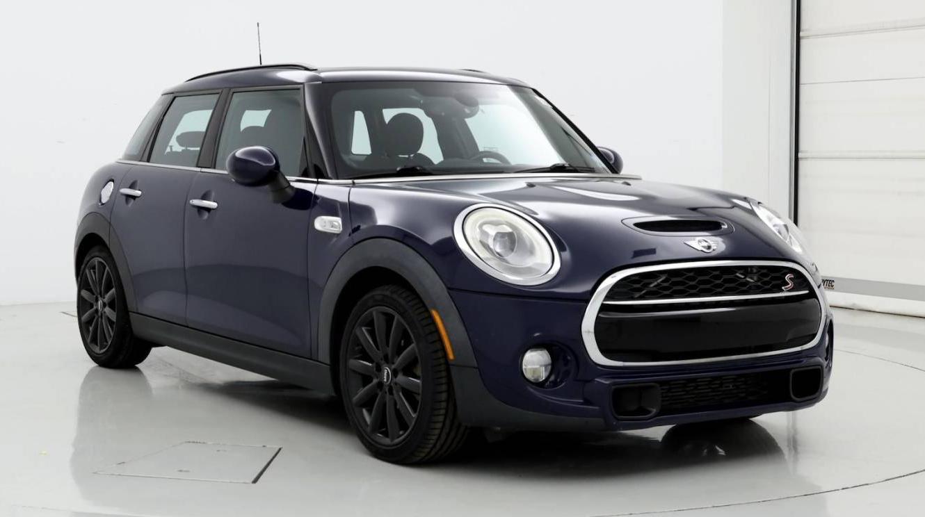 MINI HARDTOP 2016 WMWXU3C51G2B67669 image