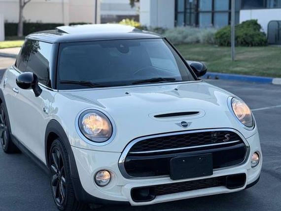 MINI HARDTOP 2019 WMWXP7C54K2A53320 image