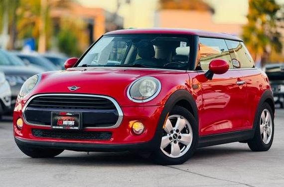 MINI HARDTOP 2019 WMWXP5C57K2H29716 image
