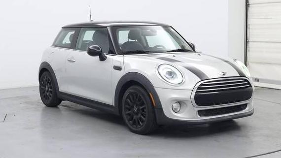 MINI HARDTOP 2019 WMWXP5C52K2H30305 image