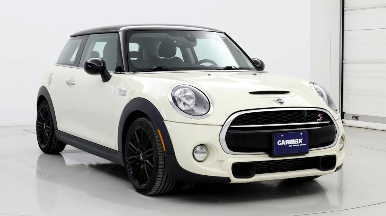 MINI HARDTOP 2019 WMWXP7C54K2A53897 image