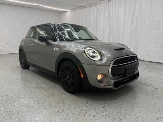 MINI HARDTOP 2019 WMWXP7C59K2A51739 image