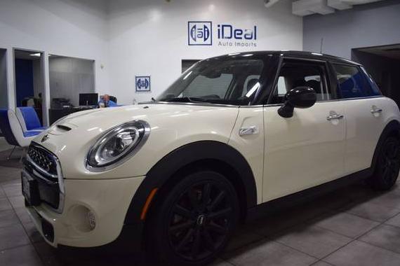 MINI HARDTOP 2019 WMWXU3C55K2H89376 image MINI HARDTOP 2019 WMWXU3C55K2H89376 image