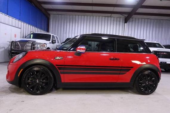 MINI HARDTOP 2019 WMWXP7C55K2C62758 image