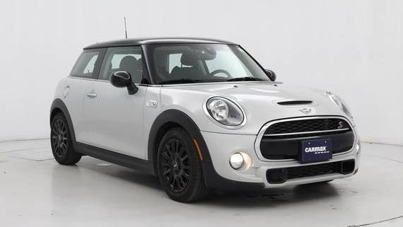 MINI HARDTOP 2019 WMWXP7C58K2A51618 image