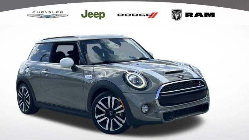 MINI HARDTOP 2019 WMWXP7C54K2A52135 image