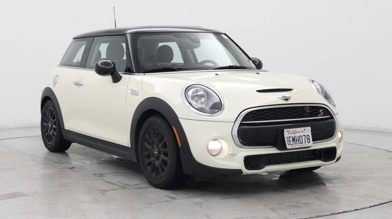 MINI HARDTOP 2019 WMWXP7C55K2A49843 image