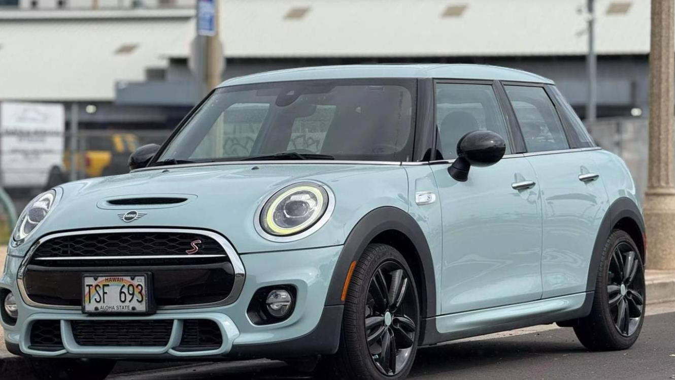 MINI HARDTOP 2019 WMWXU3C54K2H88381 image