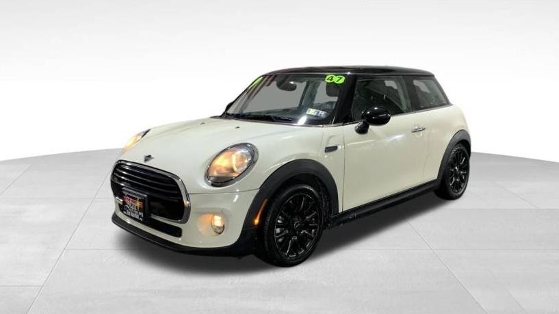 MINI HARDTOP 2019 WMWXP5C5XK2H95807 image