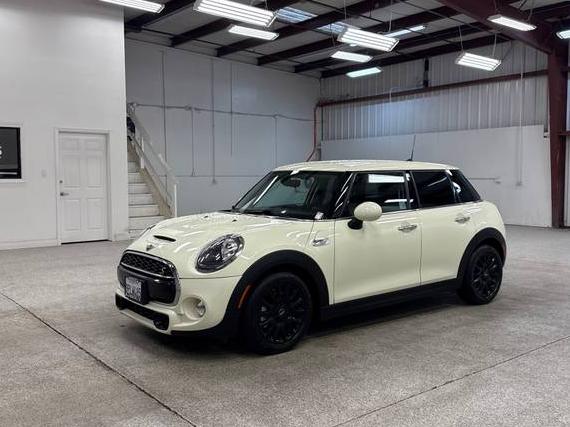 MINI HARDTOP 2019 WMWXU3C59K2H87274 image