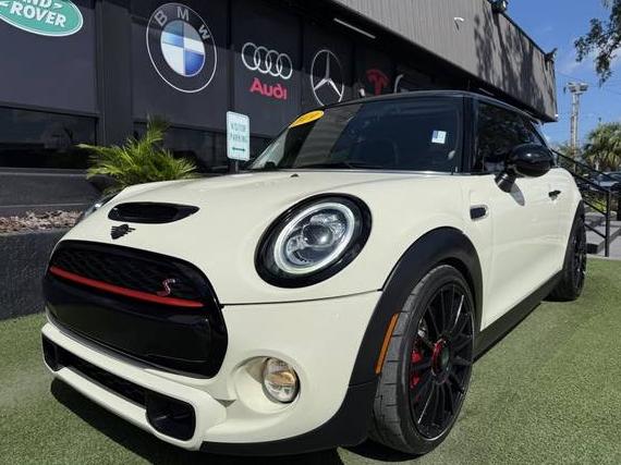 MINI HARDTOP 2019 WMWXP7C57K2A53747 image